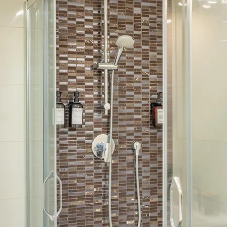 아파트 Homely I 28m2 Loft I Elevator I Self Check-in *